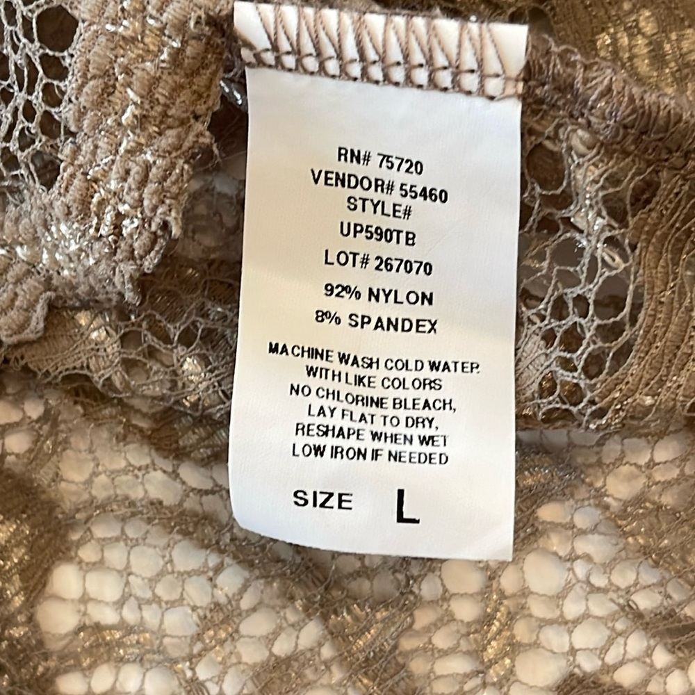 BKE Lace Floral Design Tank Top Tan Size Large - Picture 13 of 15